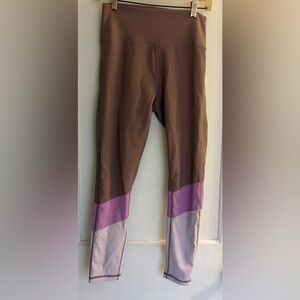 WILO The Label High Rise Color Block Leggings Taupe Purple Ribbed Large